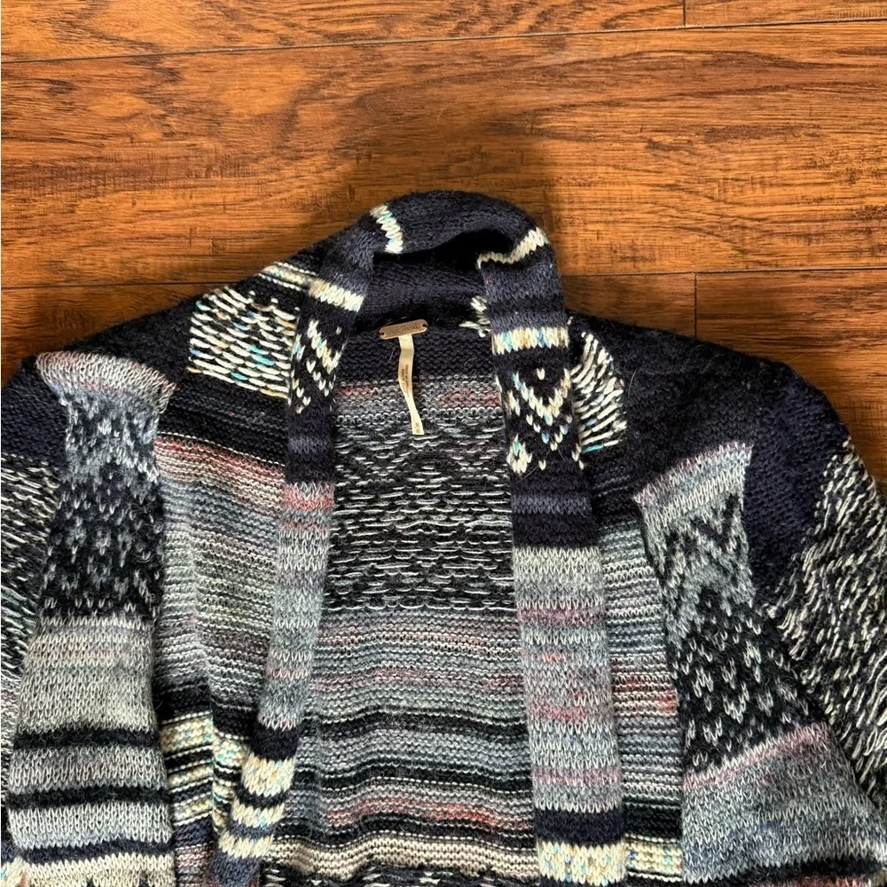 Free People Yesterdays Smile Aztec Blue Black Waterfall Cardigan Sweater | M - Picture 4 of 6